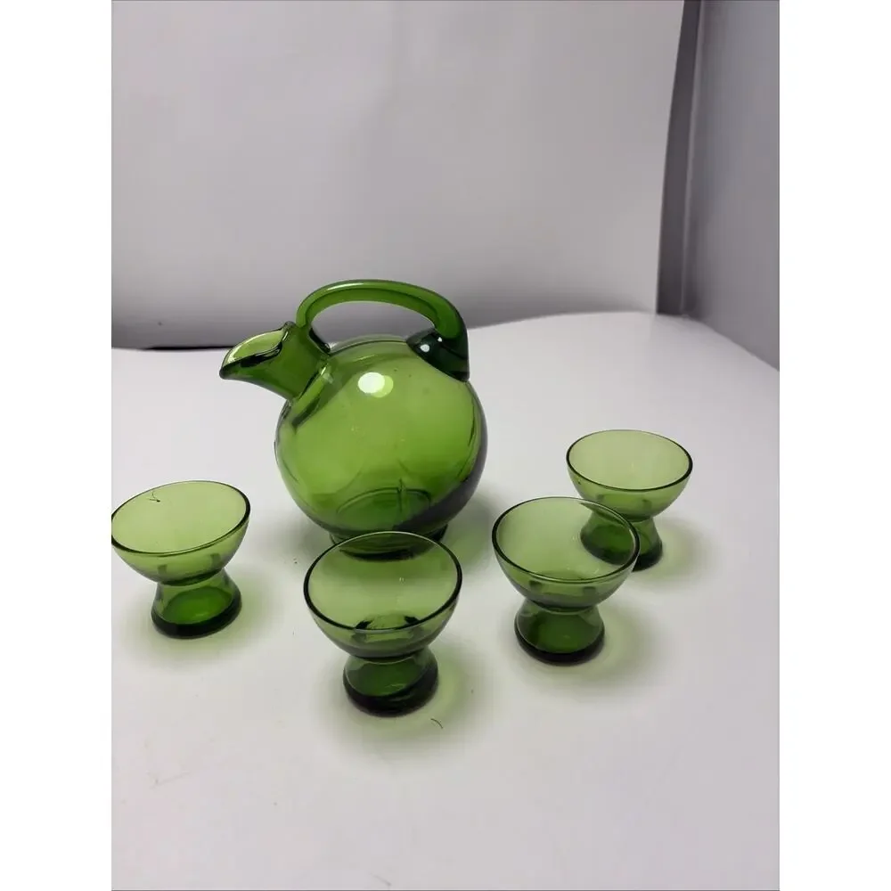 RARE Cambridge Green Small 5”Decanter & 4 Flat 1 OZ Cordials SUPERB!